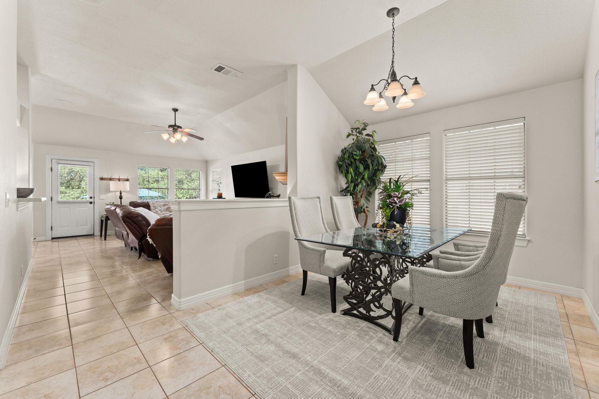 202 Dunkeld Dr, Spicewood, TX 78669