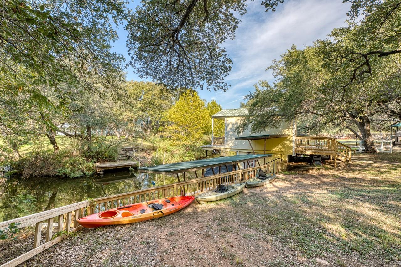 107 Red Bird, Kingsland, TX 78639