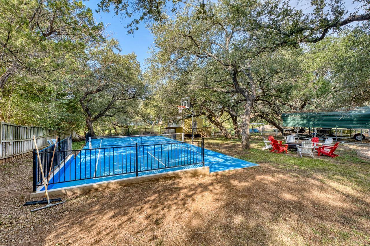 107 Red Bird, Kingsland, TX 78639