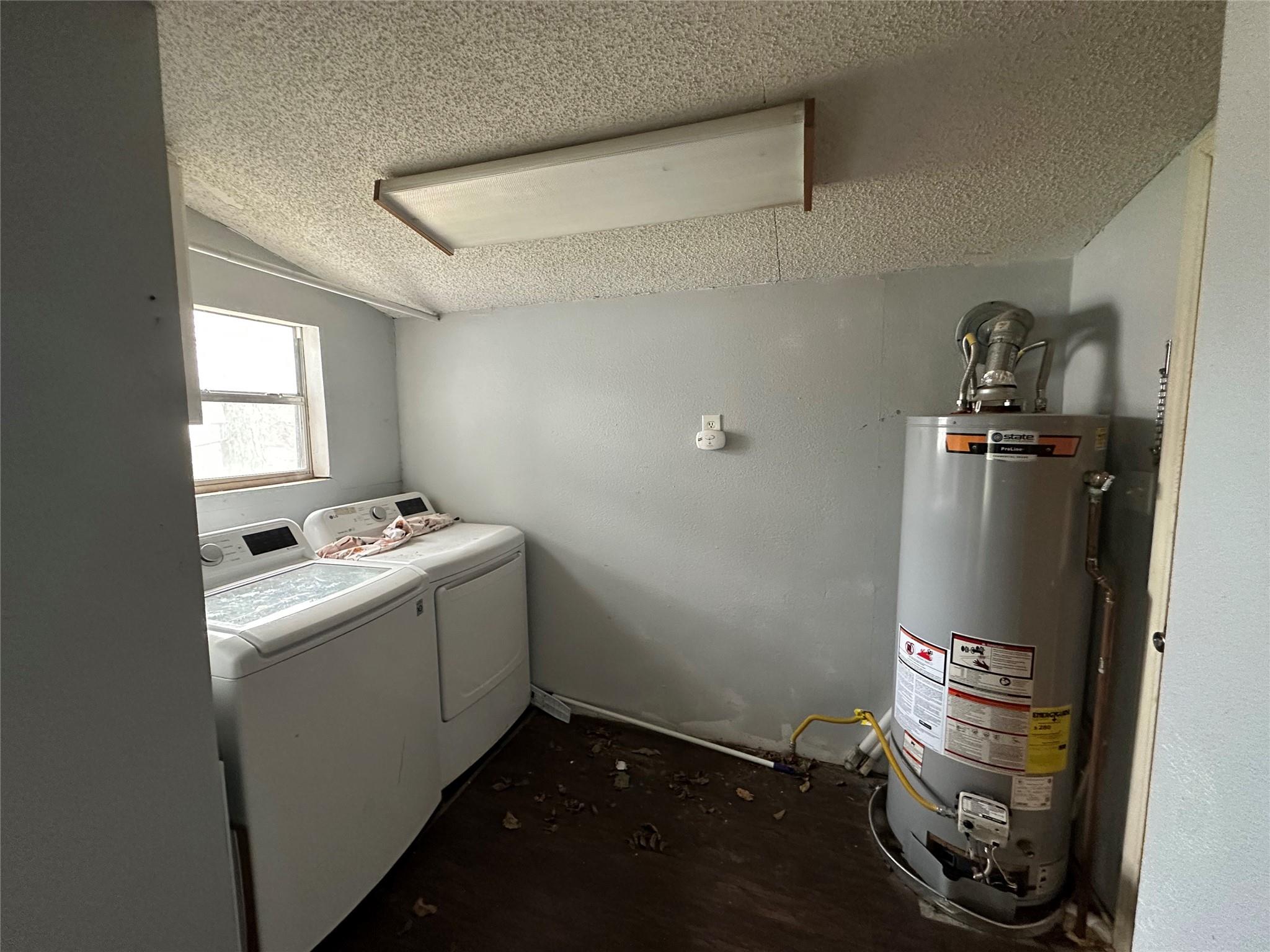 102 W Mesquite St # B, Granger, TX 76530