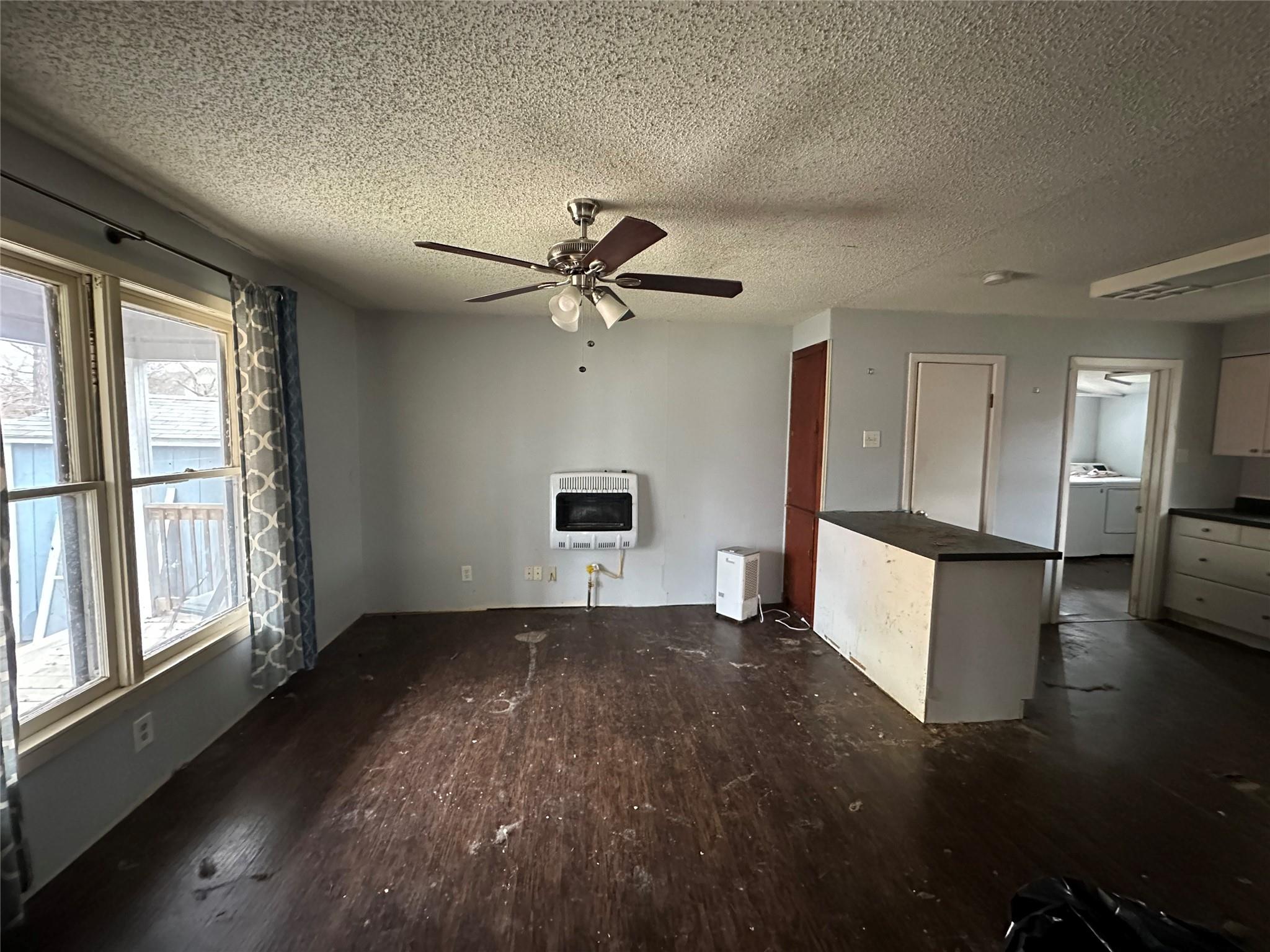 102 W Mesquite St # B, Granger, TX 76530