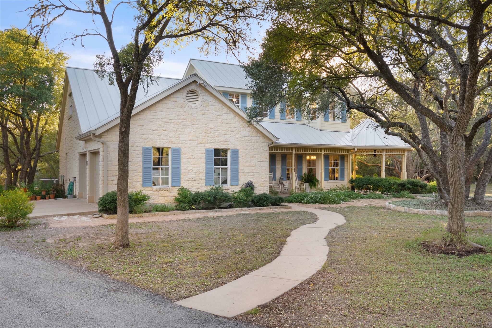 301 Crystal Meadows Dr, Kyle, TX 78640