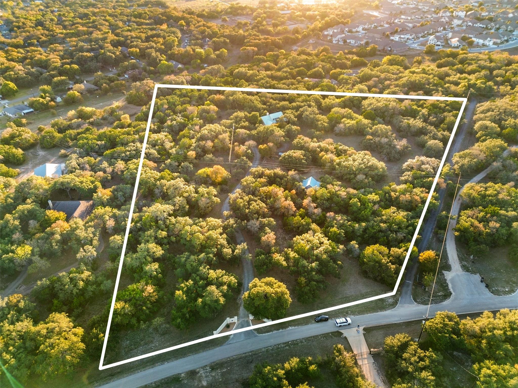 301 Crystal Meadows Dr, Kyle, TX 78640