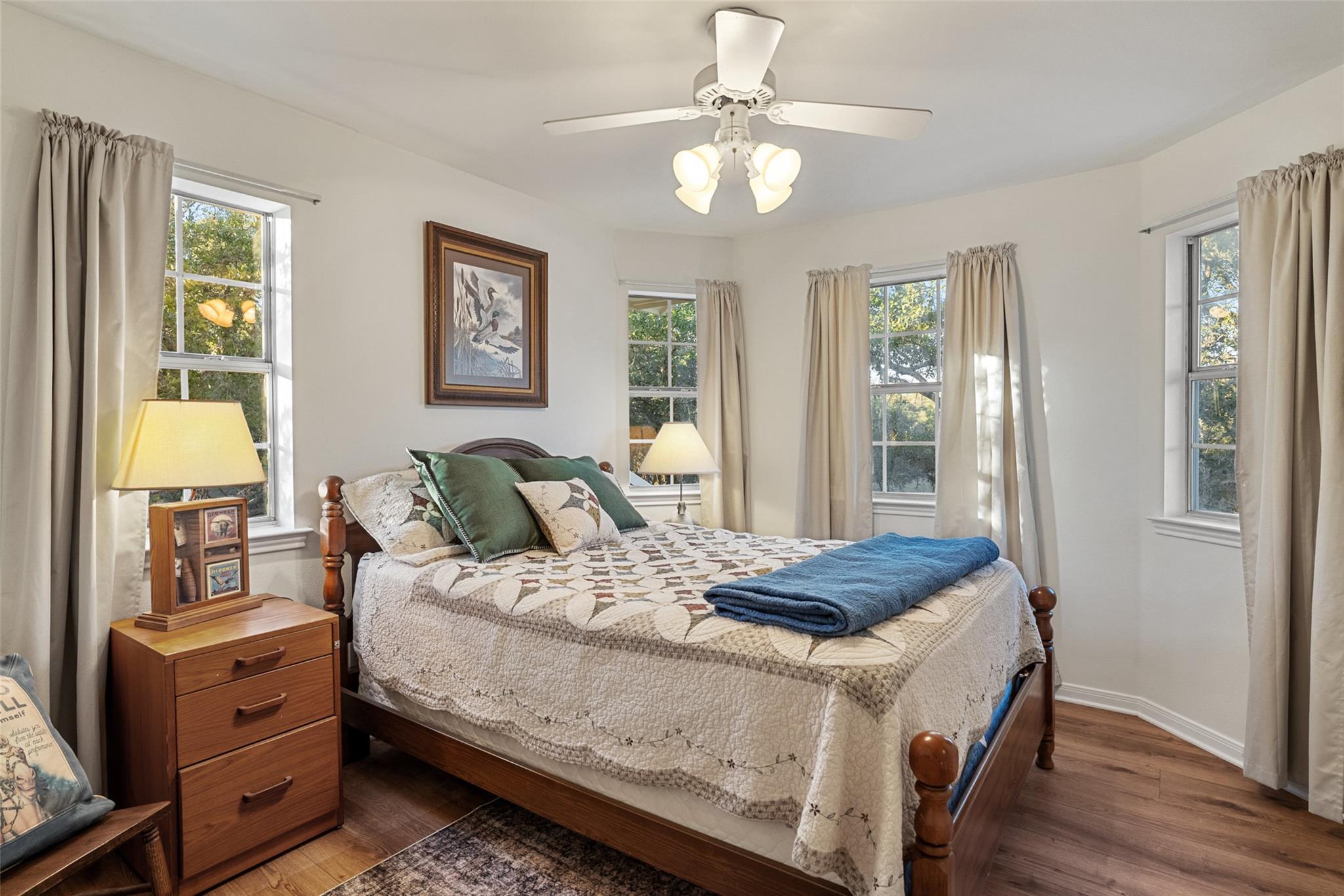 301 Crystal Meadows Dr, Kyle, TX 78640