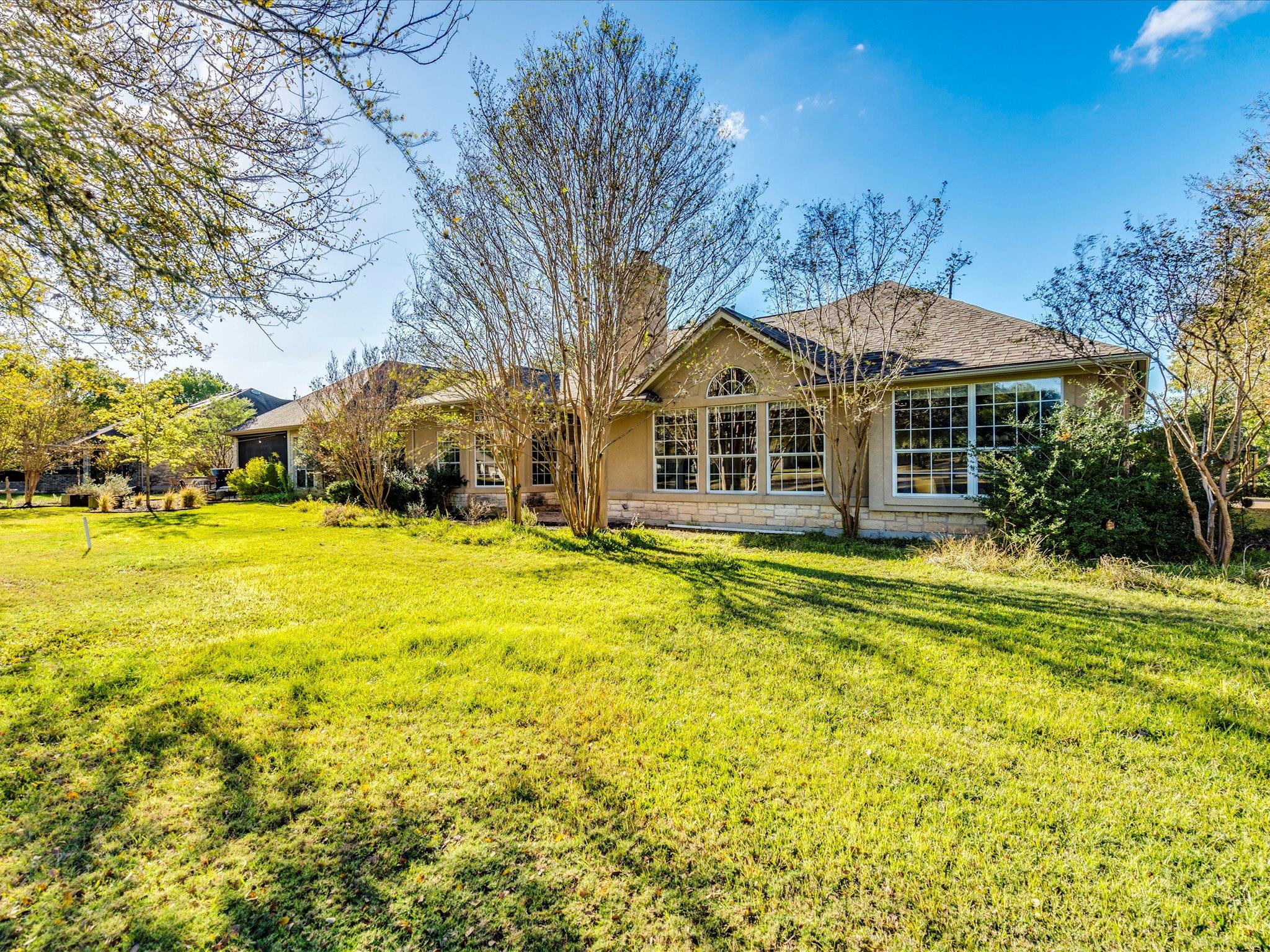 10609 River Plantation Dr, Austin, TX 78747