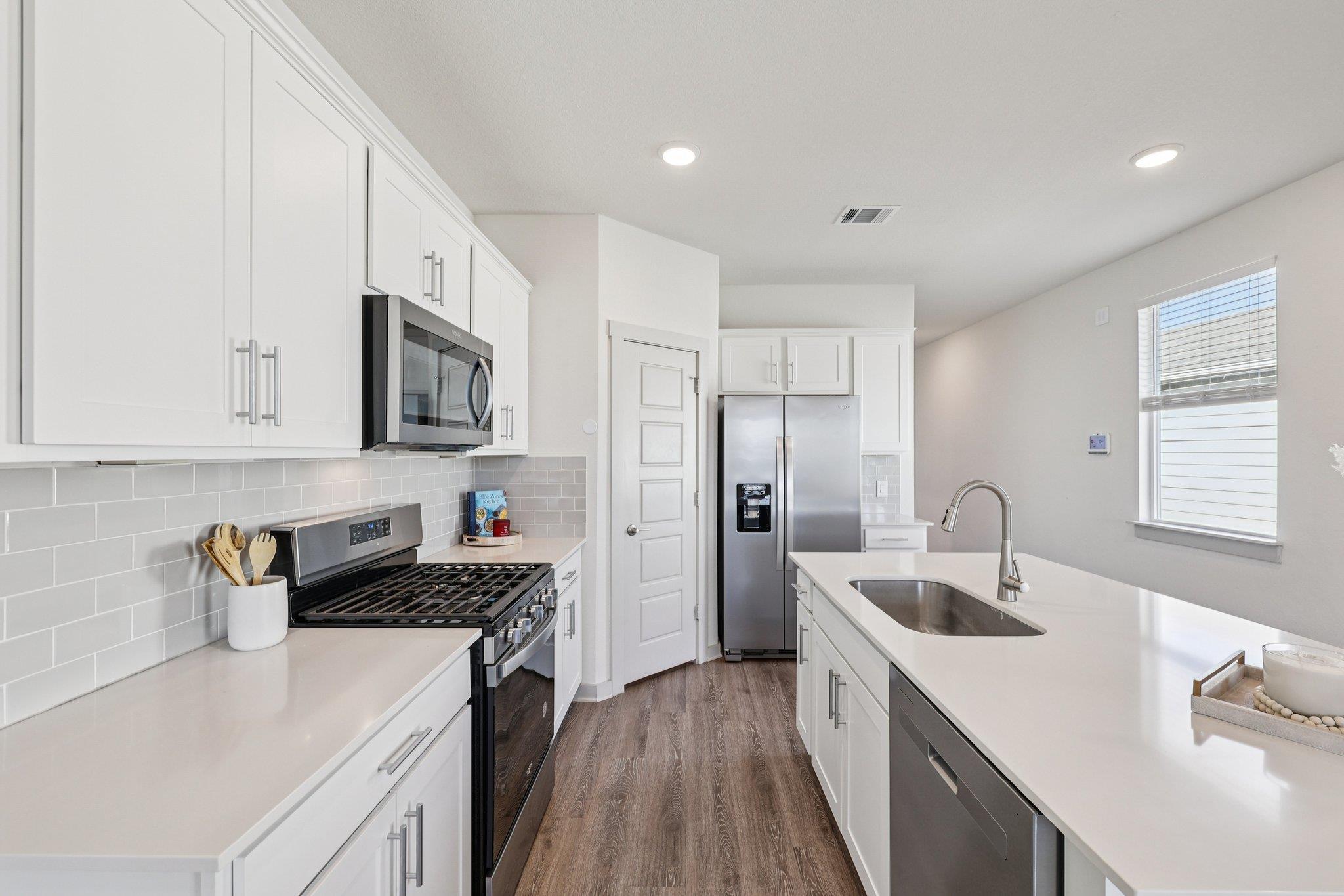 523 Millbrook Blvd, San Marcos, TX 78666