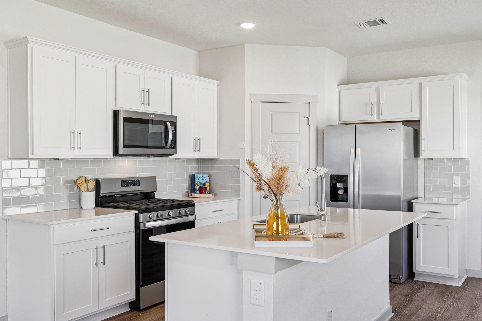 523 Millbrook Blvd, San Marcos, TX 78666