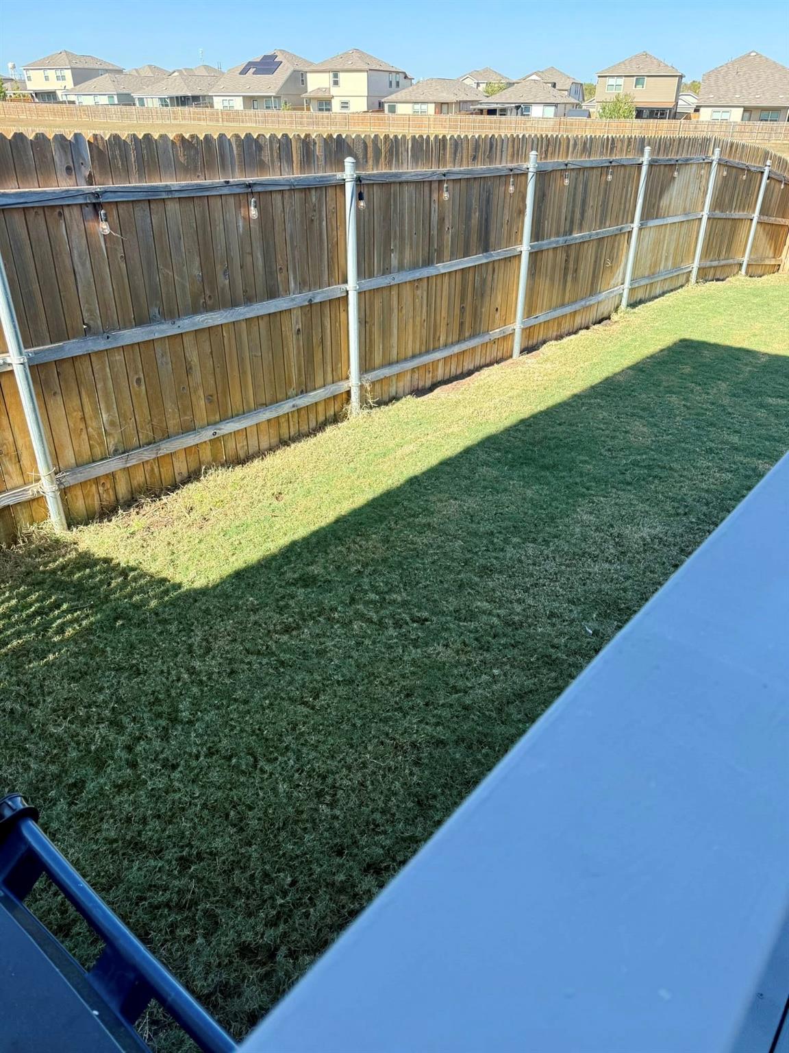 408 Bedford Falls Ln, Jarrell, TX 76537