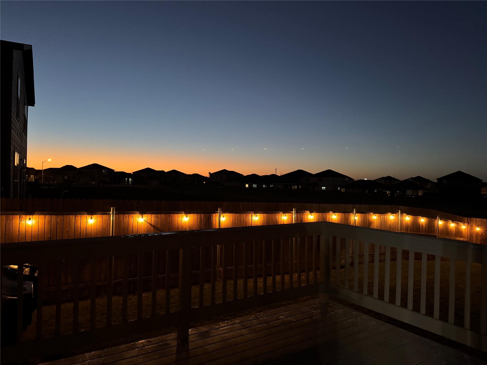 408 Bedford Falls Ln, Jarrell, TX 76537