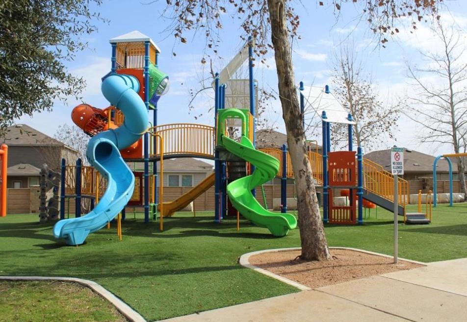 408 Bedford Falls Ln, Jarrell, TX 76537