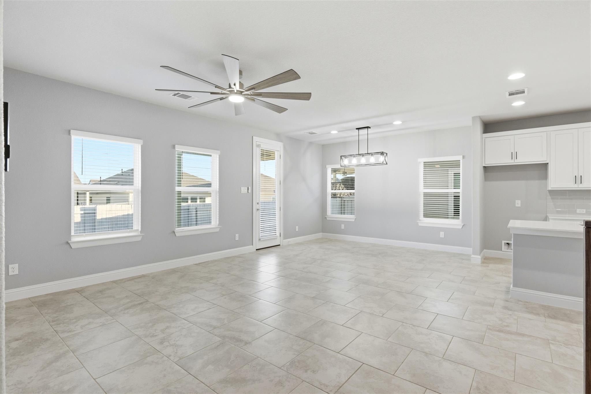 155 Desperado St, Kyle, TX 78640