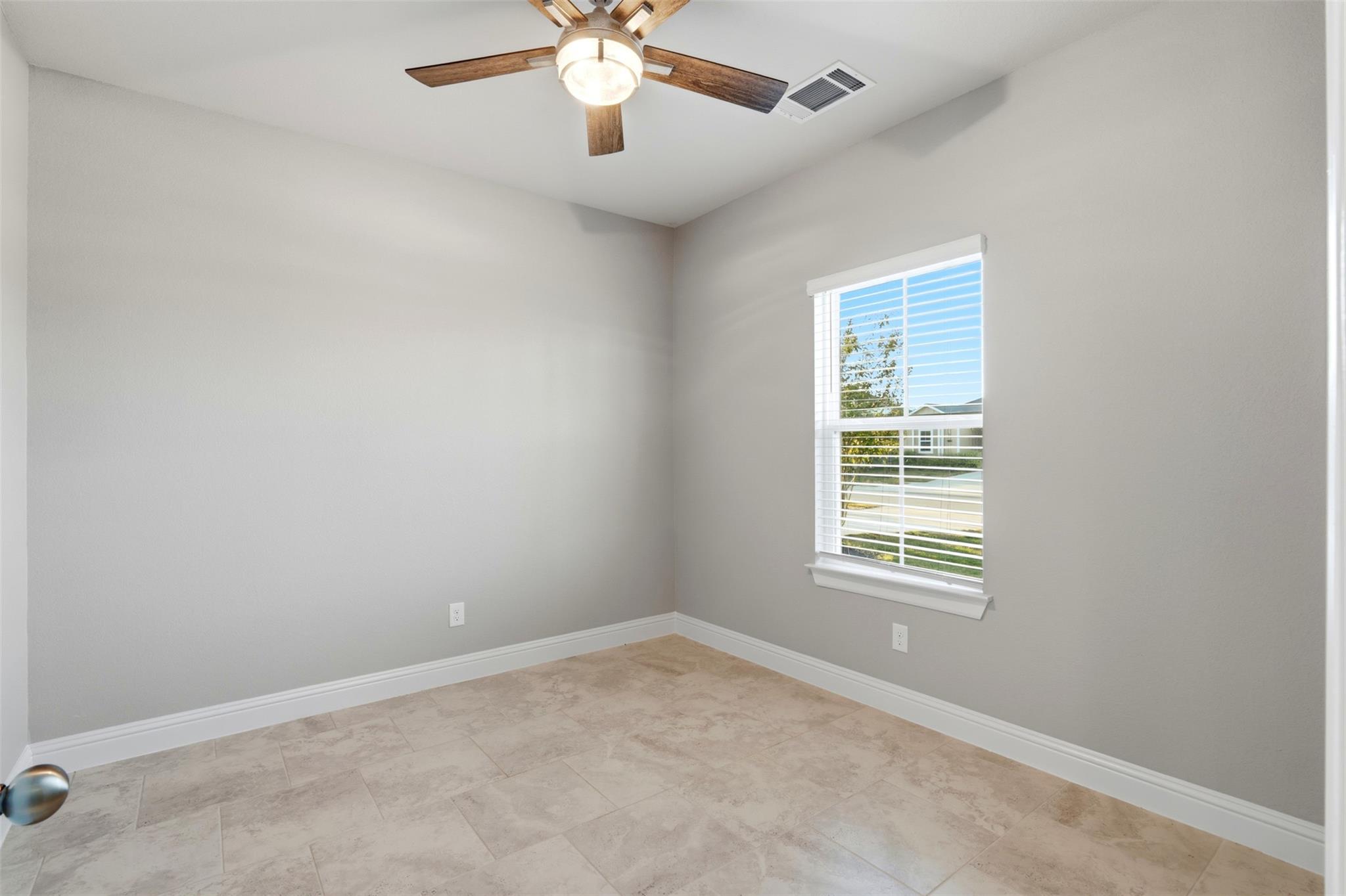 155 Desperado St, Kyle, TX 78640