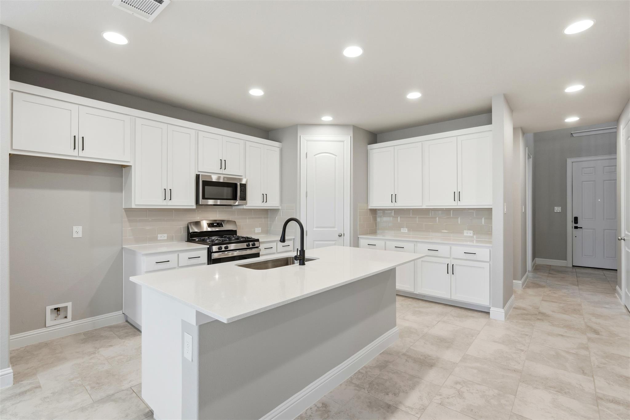 155 Desperado St, Kyle, TX 78640