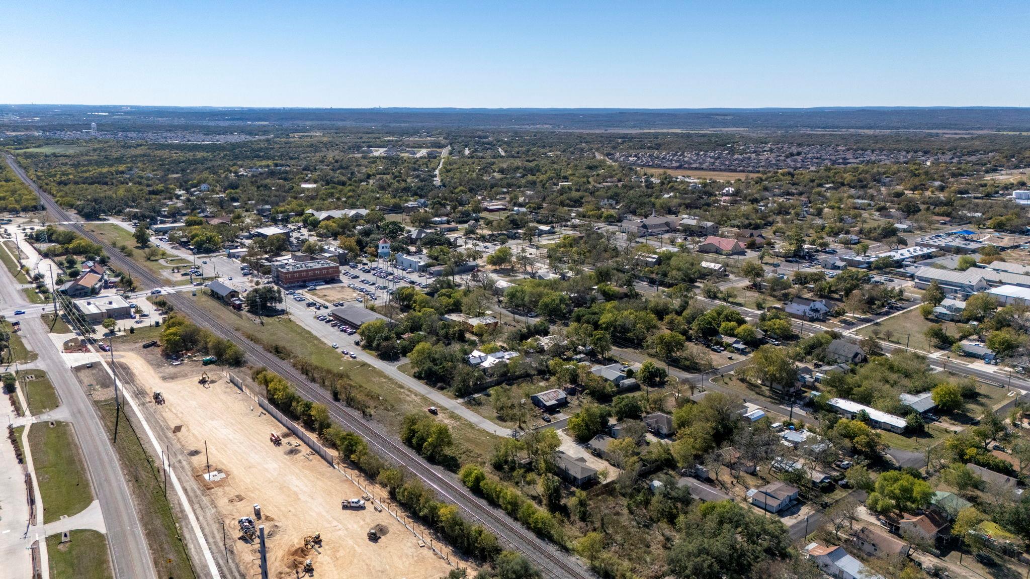 313 N Front St, Kyle, TX 78640