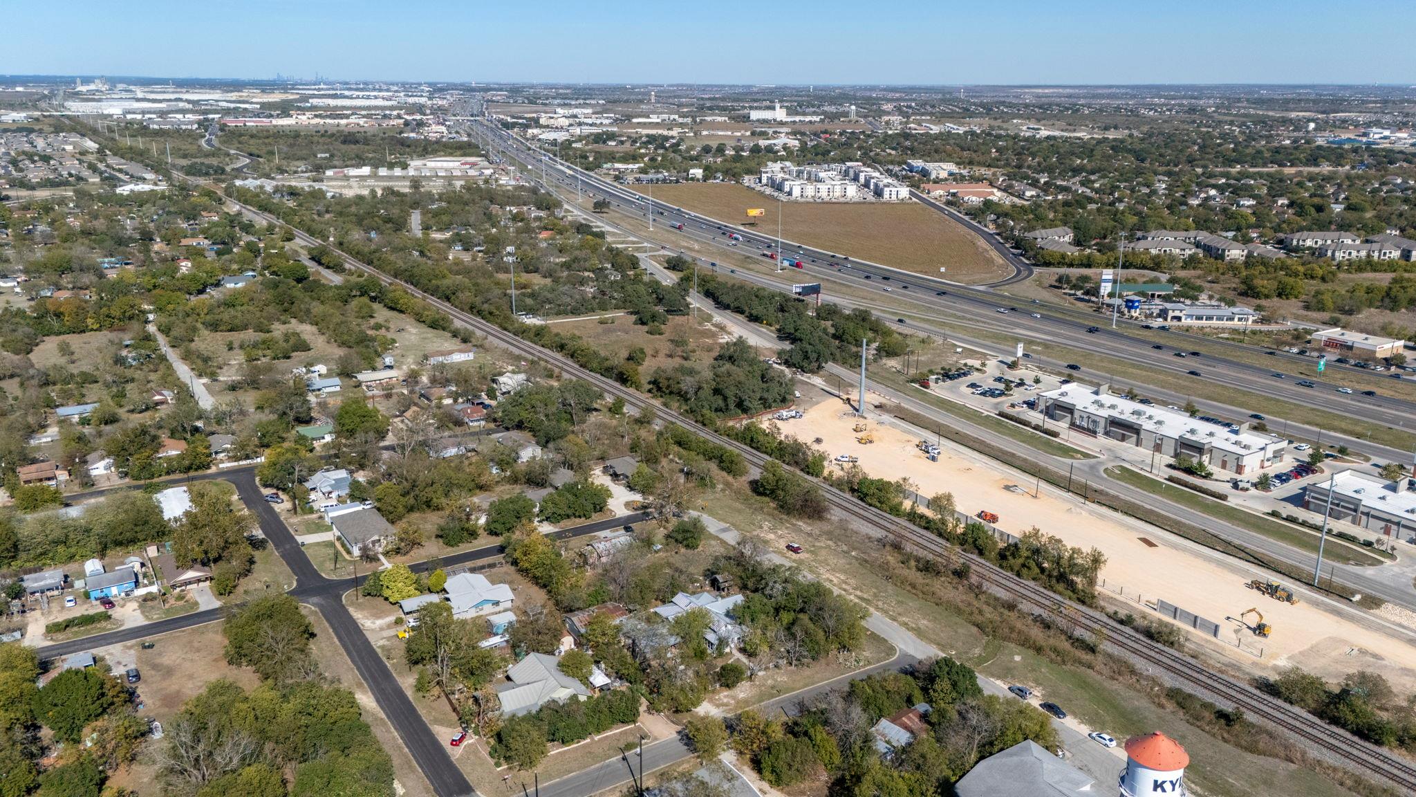 313 N Front St, Kyle, TX 78640