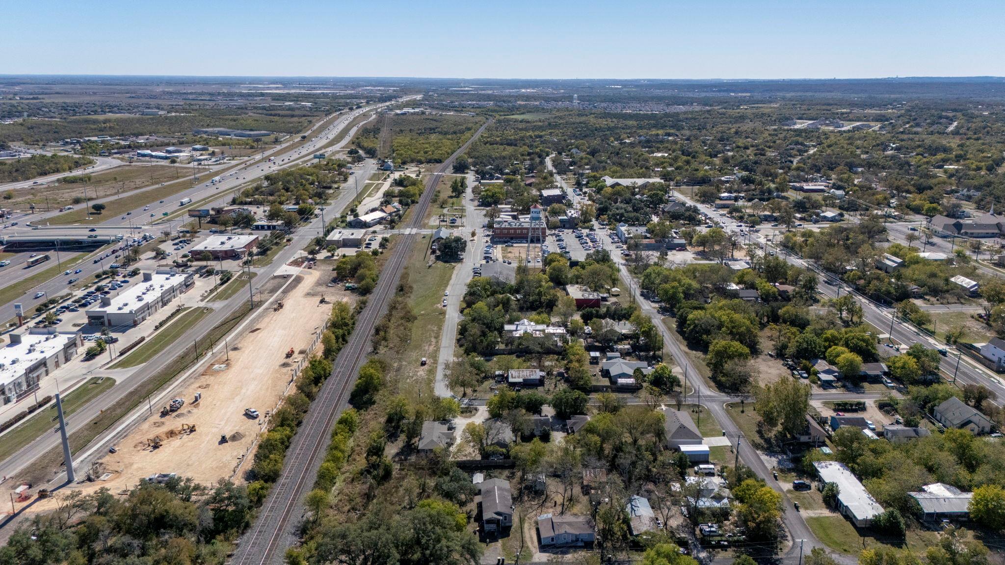 313 N Front St, Kyle, TX 78640