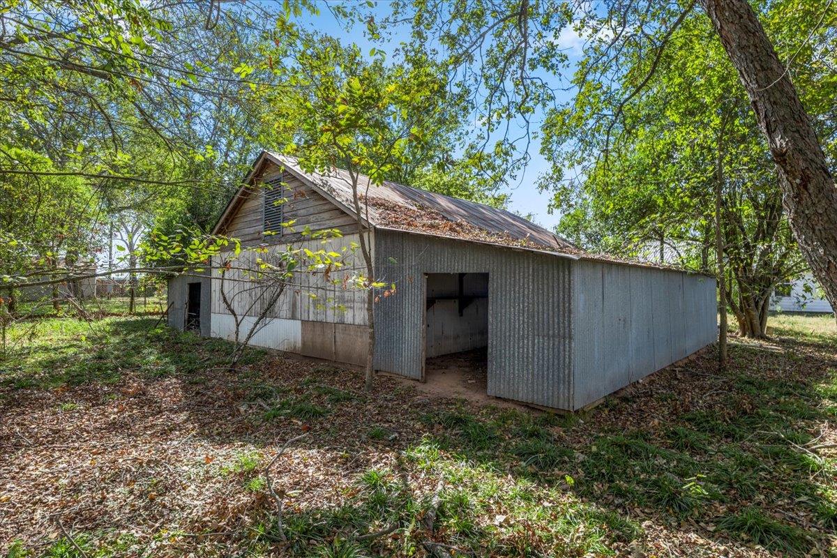 3408 W State Highway 71 Highway, La Grange, TX 78945