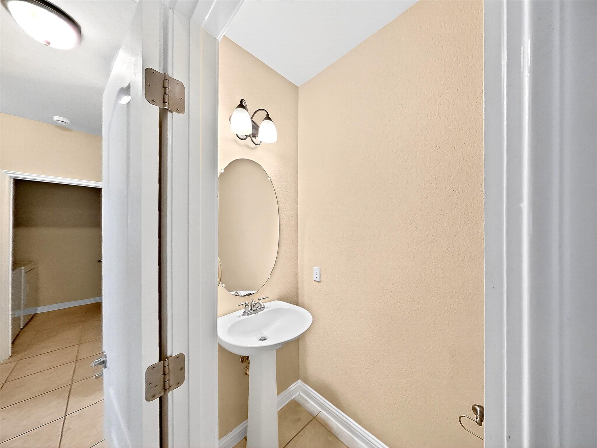 1002 Sedalia St, Cedar Park, TX 78613