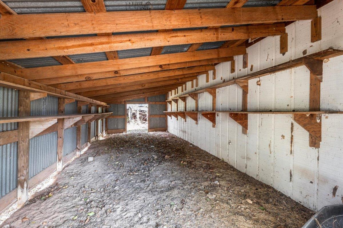 3408 W State Highway 71 Highway, La Grange, TX 78945