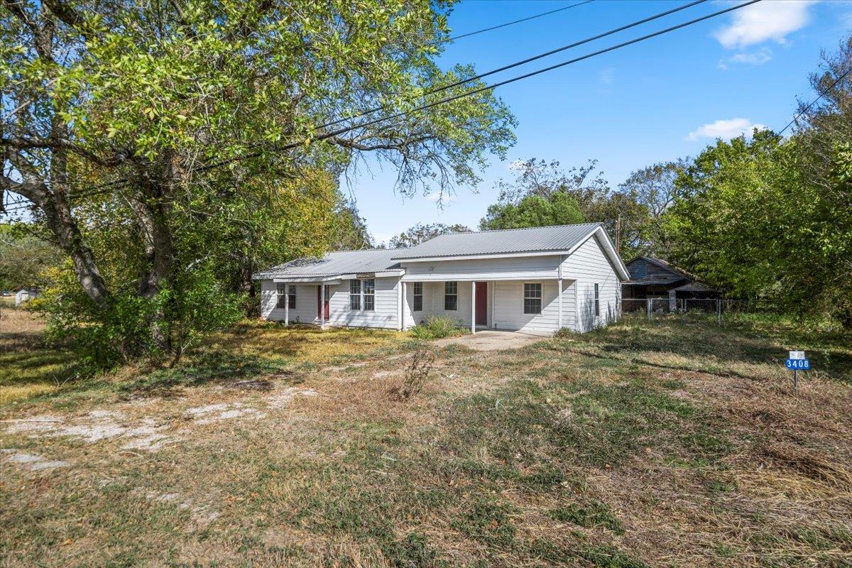3408 W State Highway 71 Highway, La Grange, TX 78945