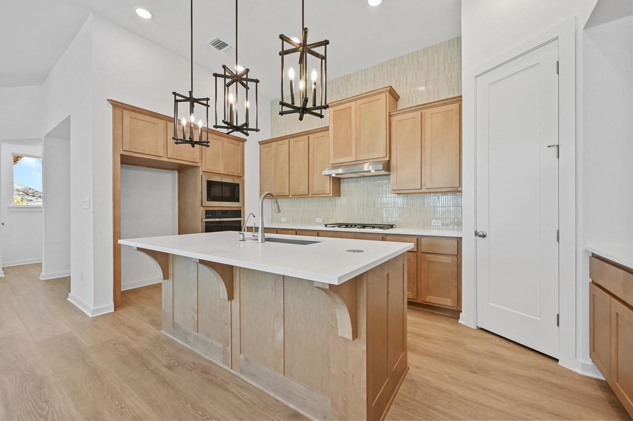 158 High Rock Pass, Kyle, TX 78640