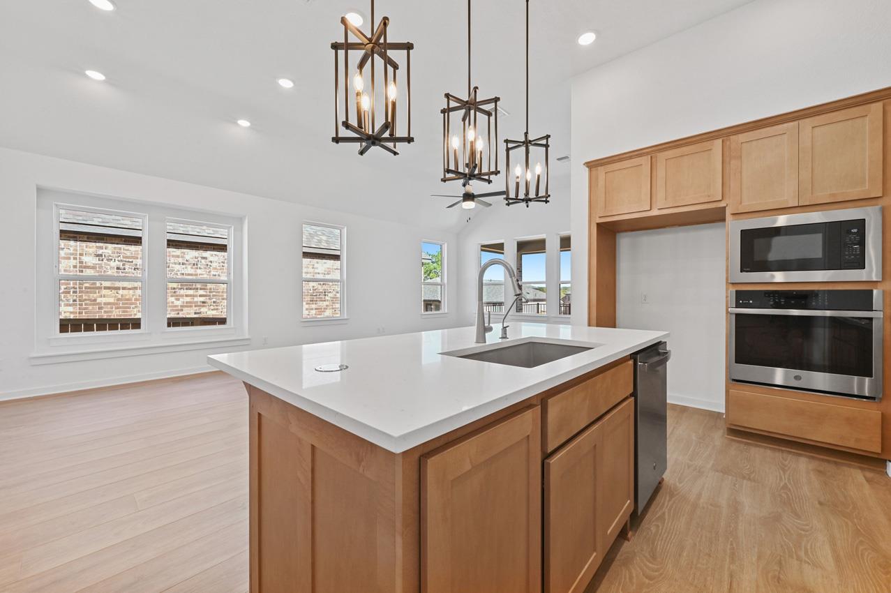 158 High Rock Pass, Kyle, TX 78640