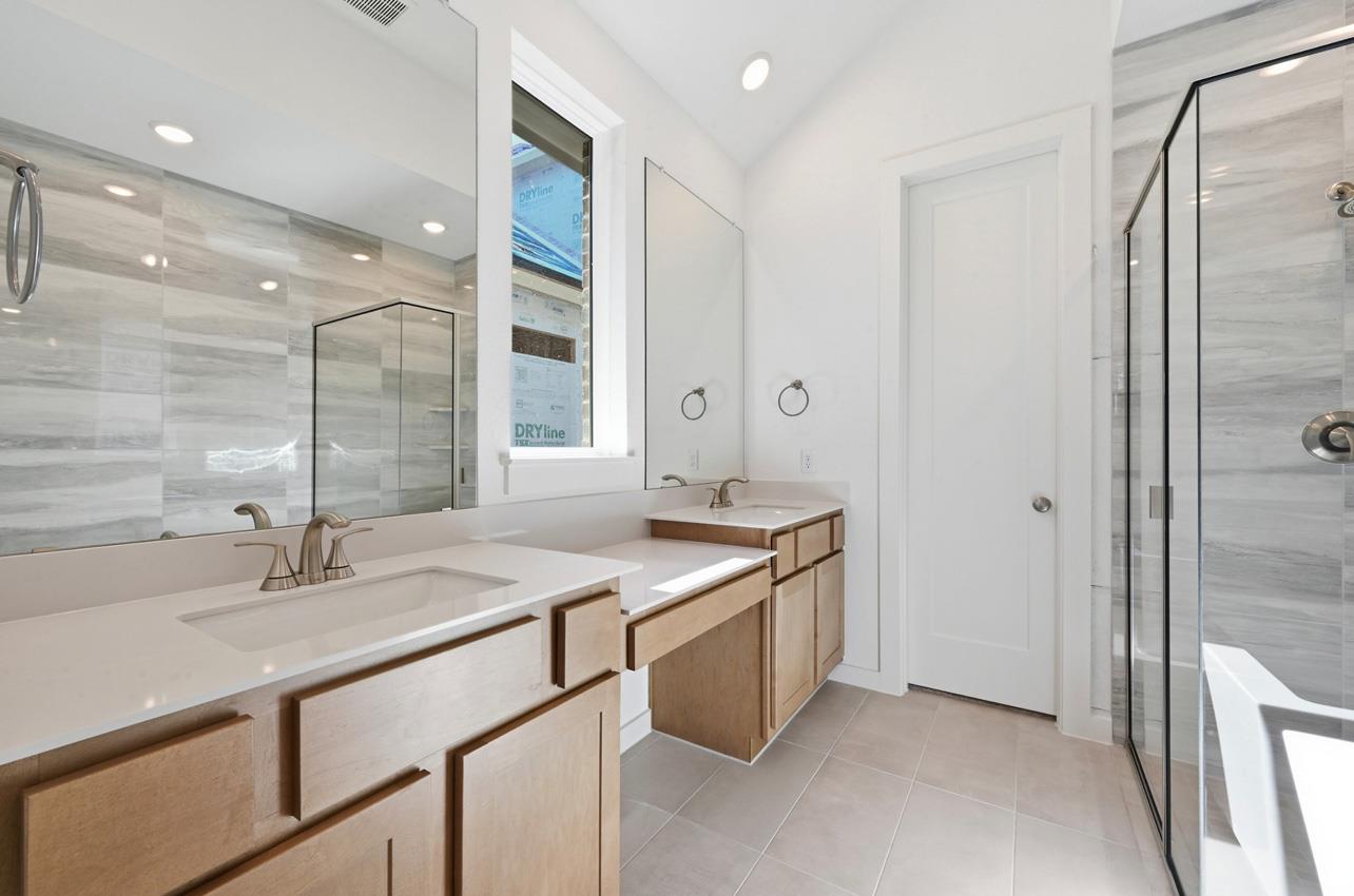 158 High Rock Pass, Kyle, TX 78640