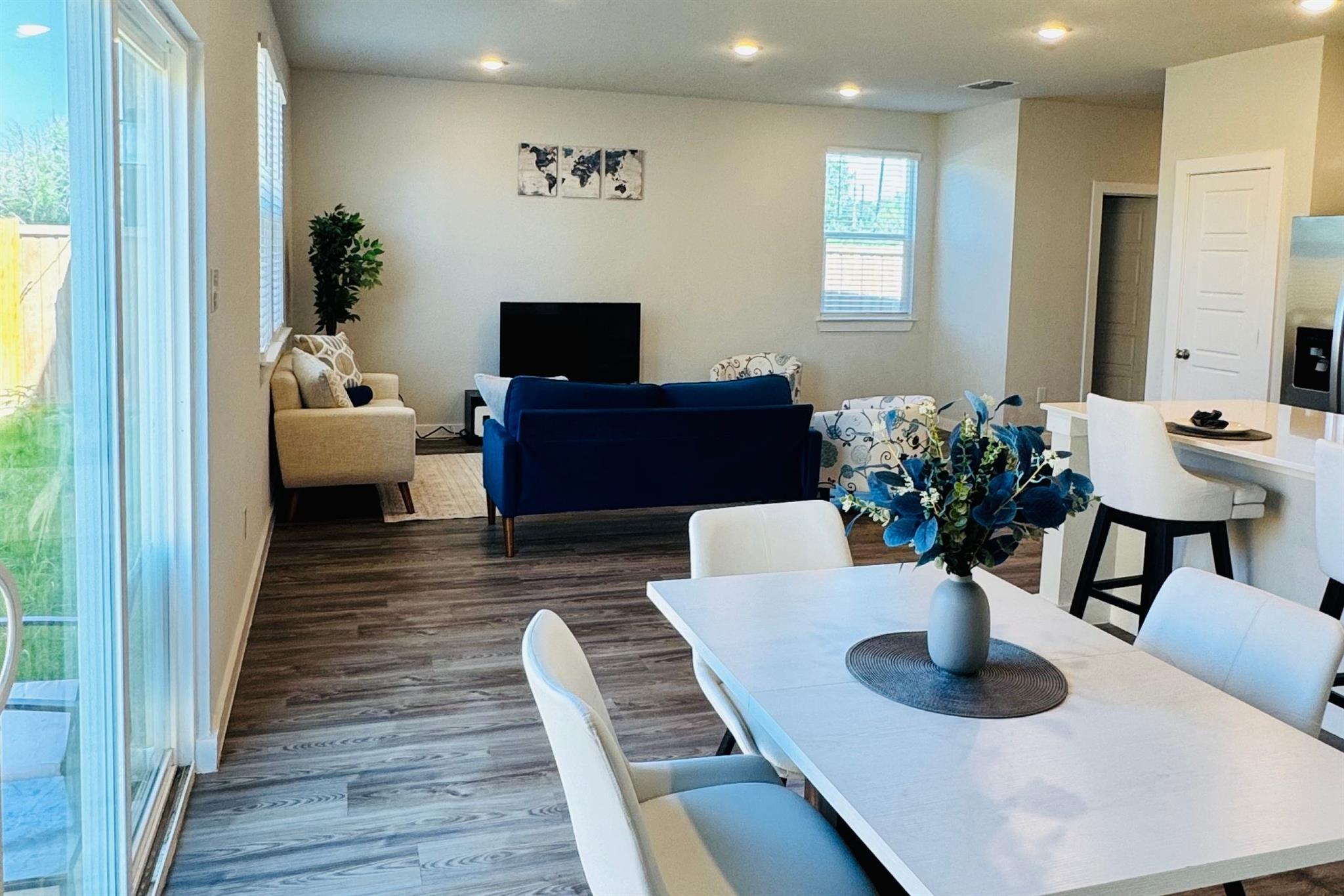 5935 W Hausman Road Rd # 1, San Antonio, TX 78249