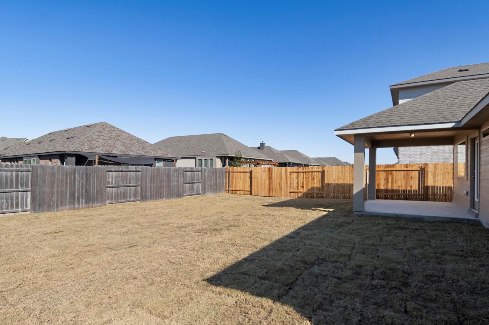 314 Bay Breeze Dr, Kyle, TX 78640
