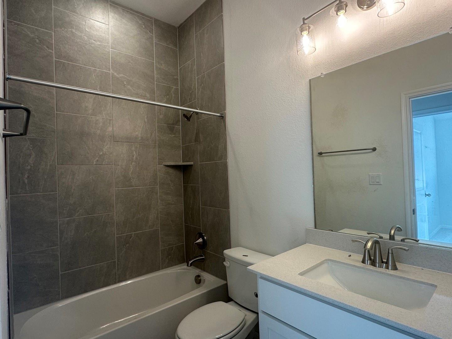 314 Bay Breeze Dr, Kyle, TX 78640