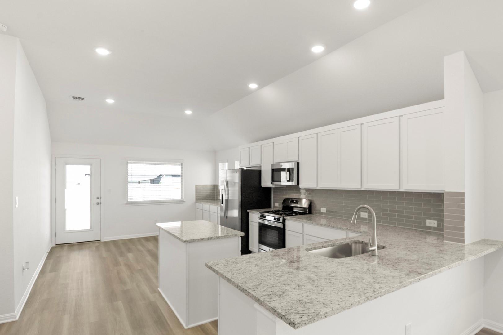 314 Bay Breeze Dr, Kyle, TX 78640