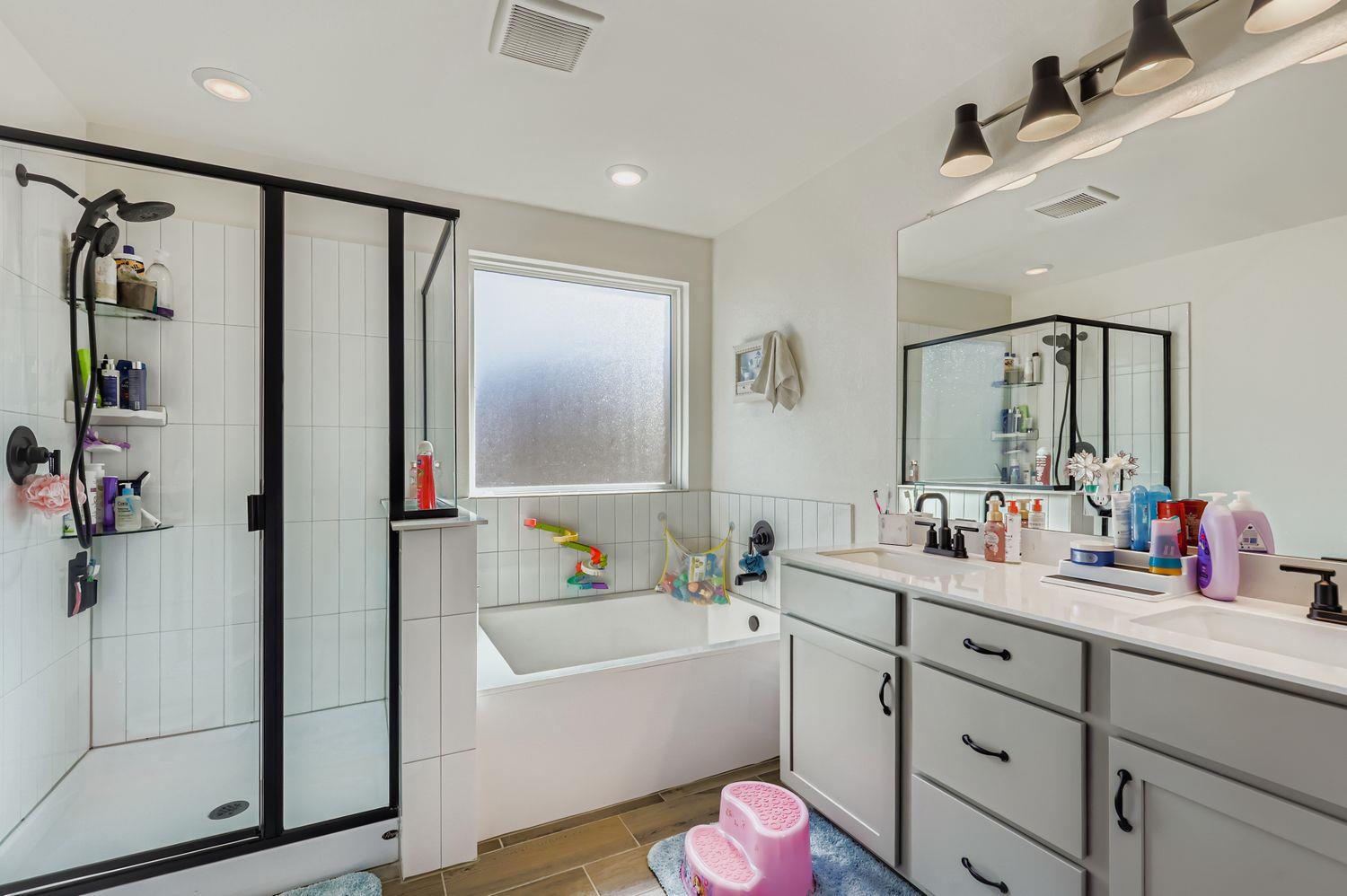 3927 La Contenta Ln, Round Rock, TX 78665