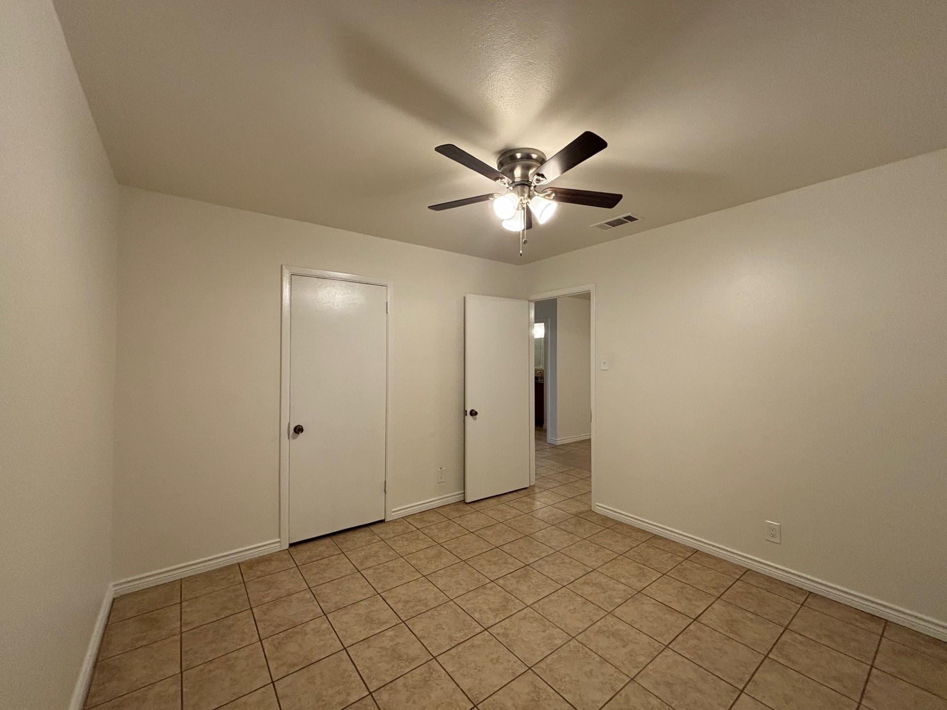 1804 W Avenue H Ave # D, Temple, TX 76504