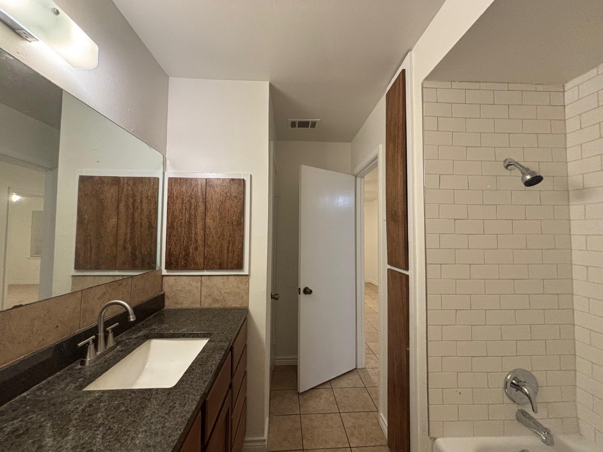 1804 W Avenue H Ave # D, Temple, TX 76504