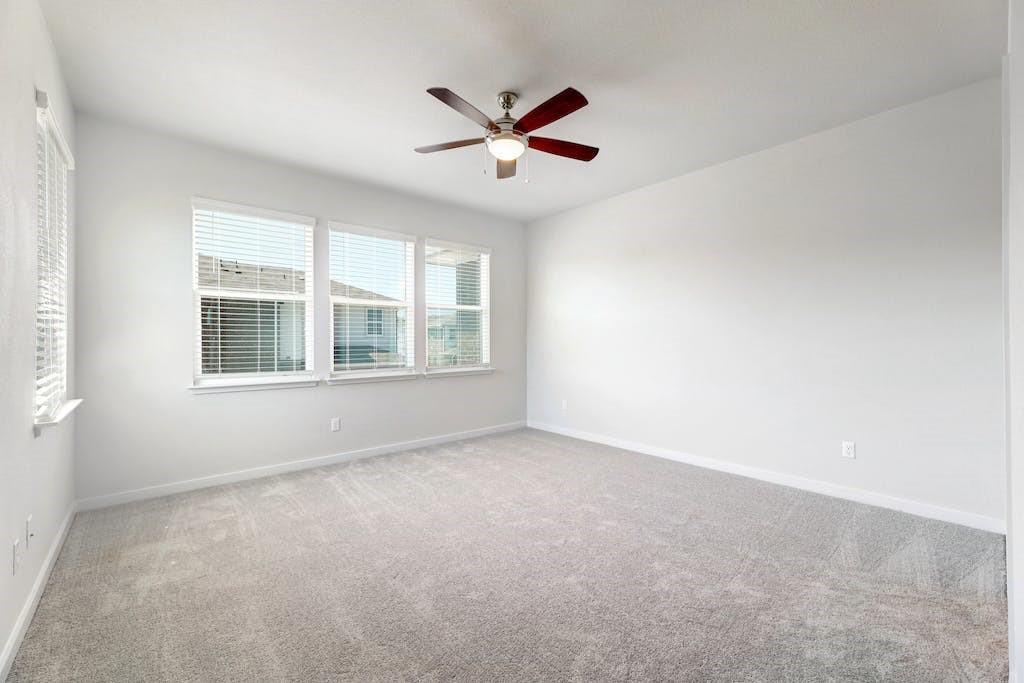 605 W South St # 182, Leander, TX 78641