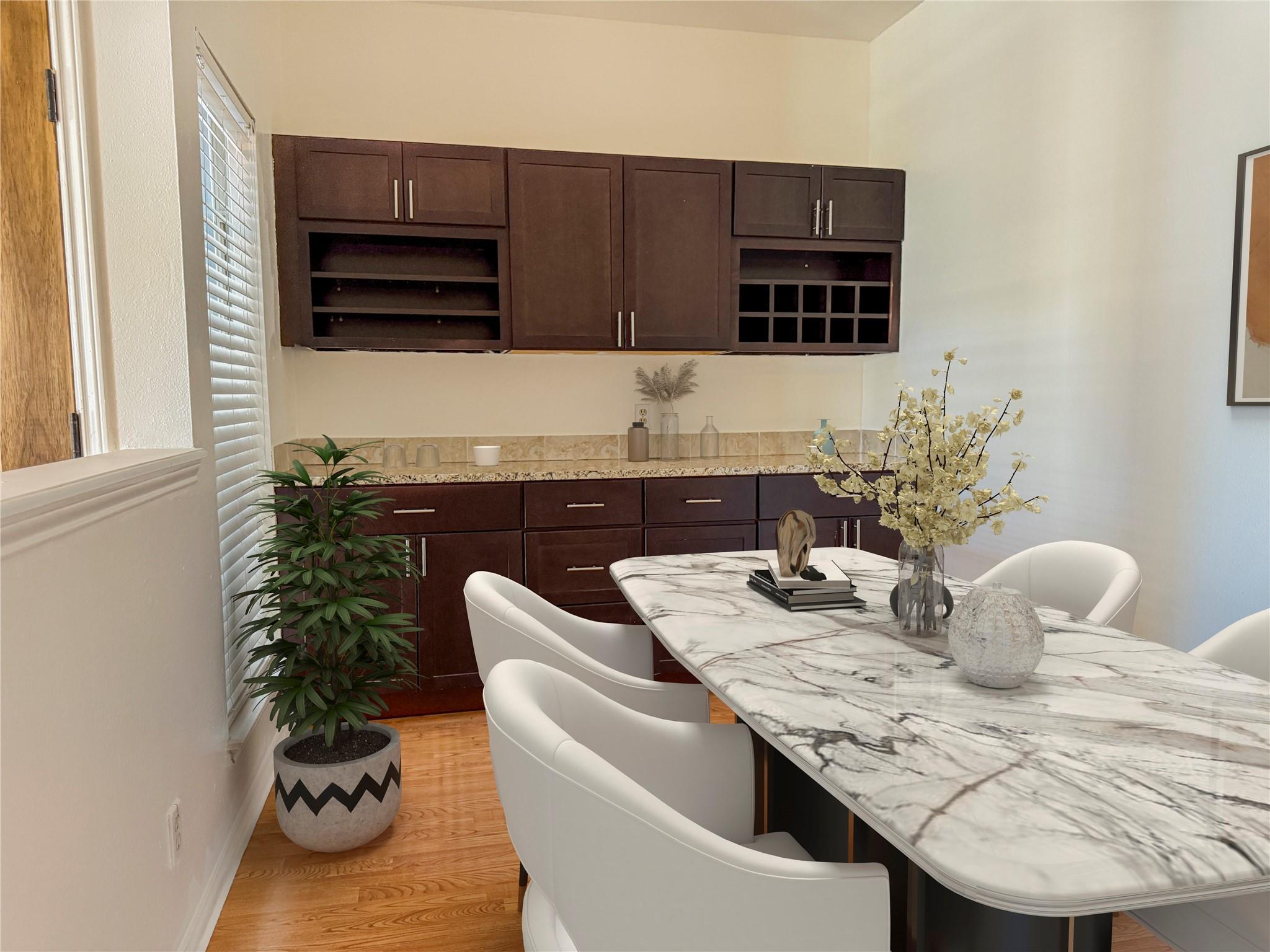 700 S 1st St # 203, Austin, TX 78704