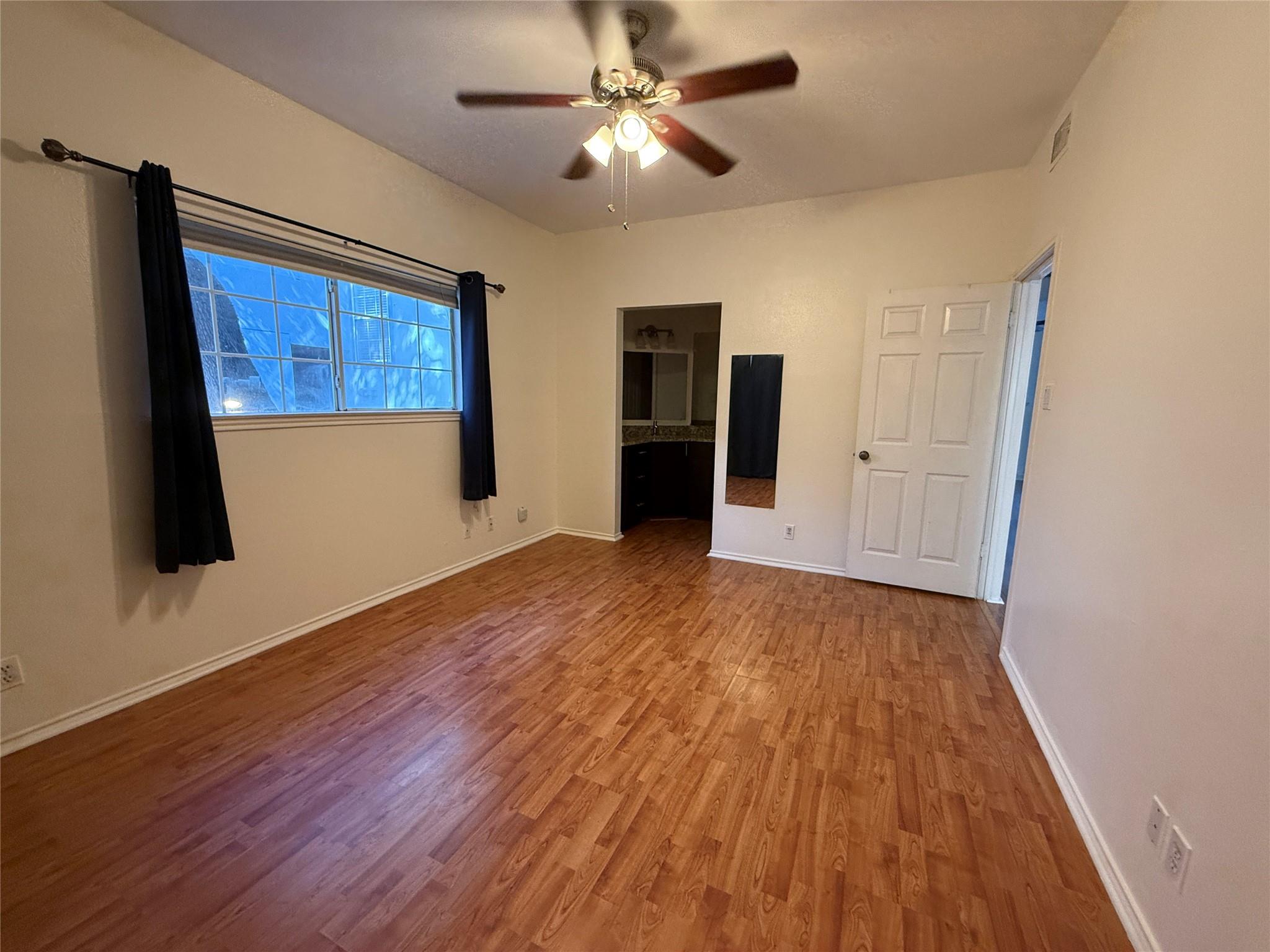 700 S 1st St # 203, Austin, TX 78704