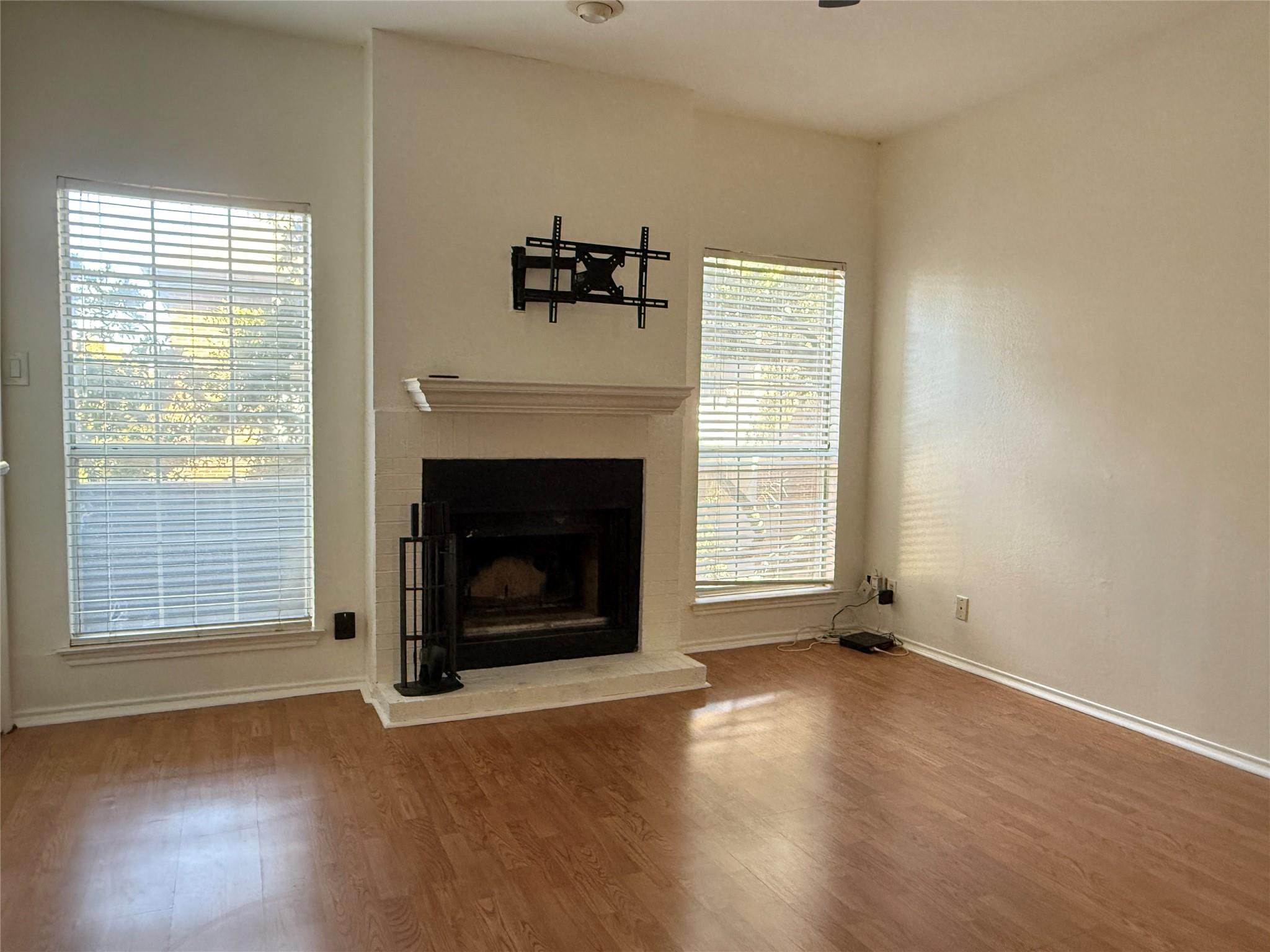 700 S 1st St # 203, Austin, TX 78704