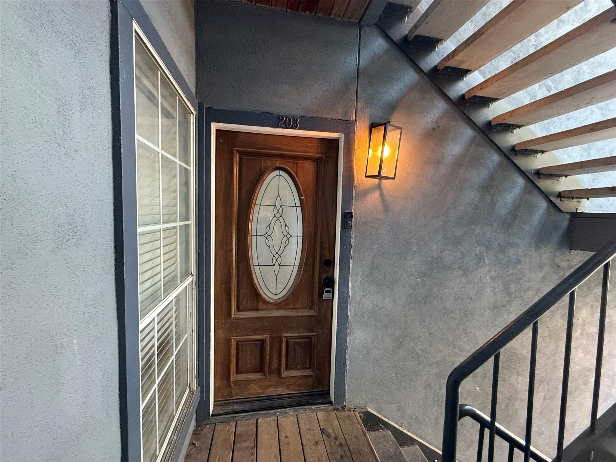 700 S 1st St # 203, Austin, TX 78704