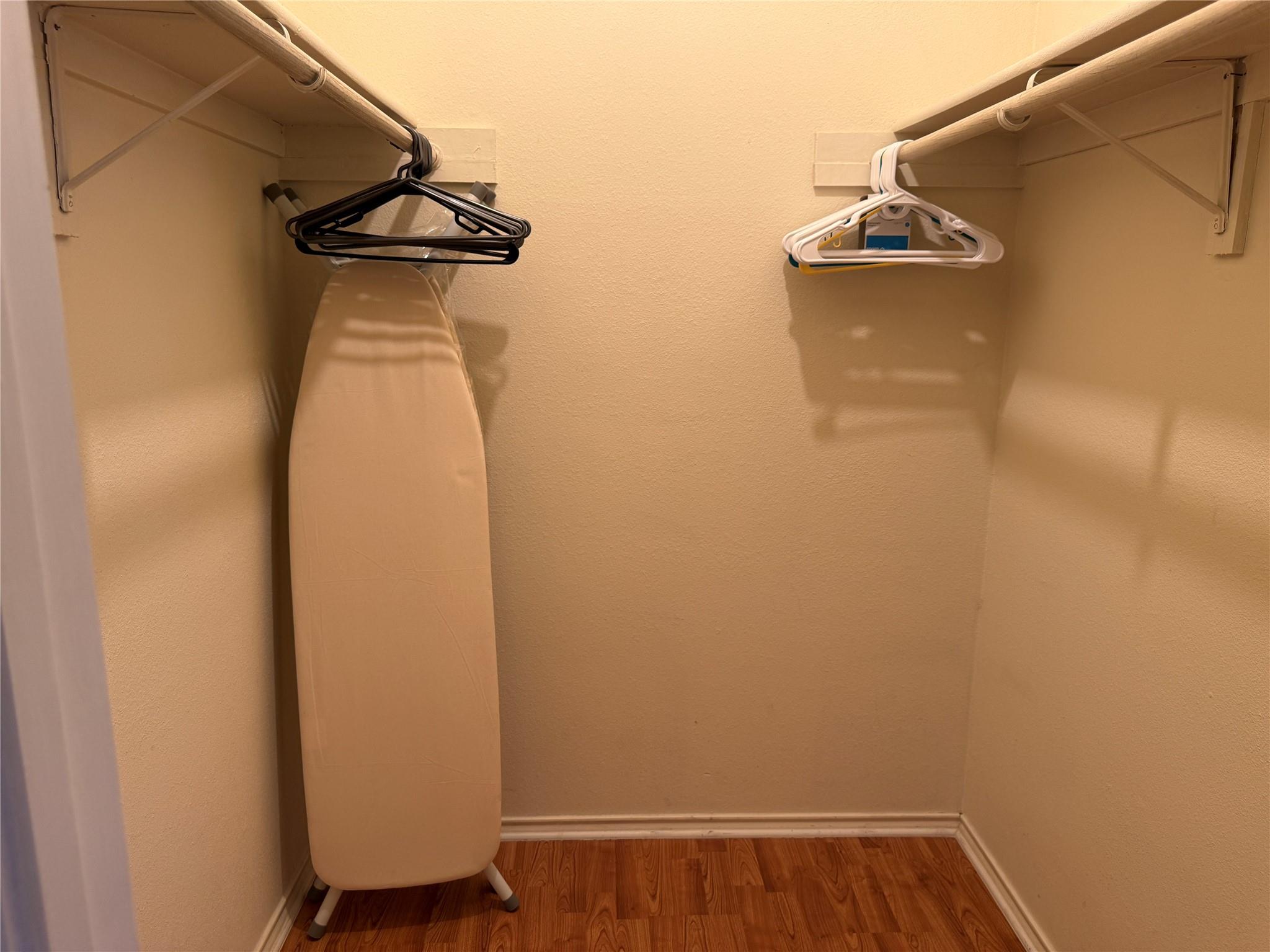 700 S 1st St # 203, Austin, TX 78704