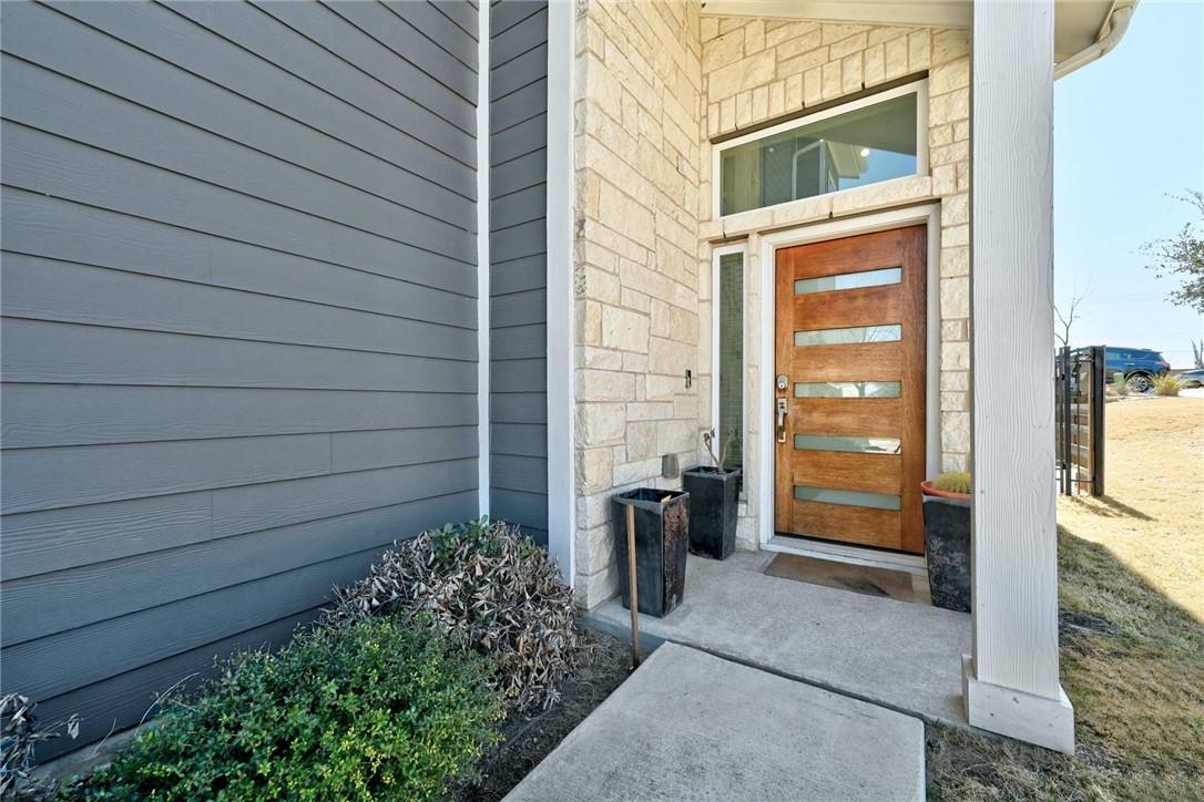 7301 Oberon St, Austin, TX 78741