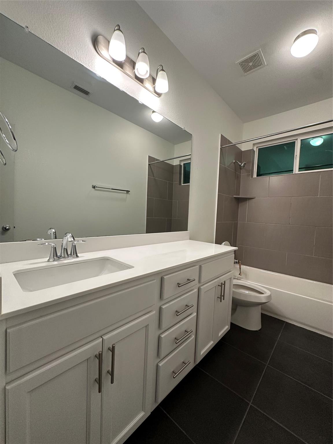 7301 Oberon St, Austin, TX 78741