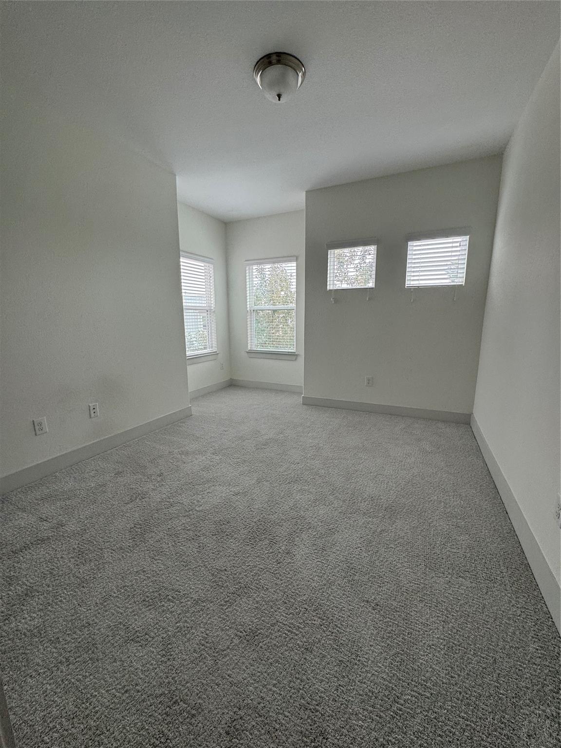 7301 Oberon St, Austin, TX 78741