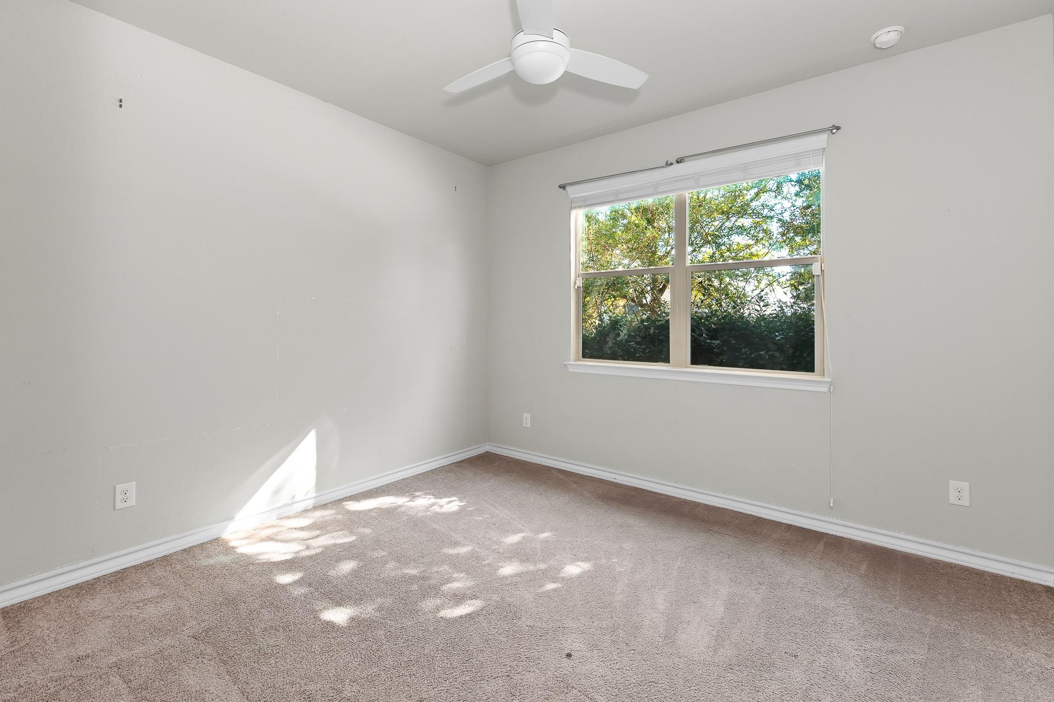 109 Milestone Rd, Liberty Hill, TX 78642