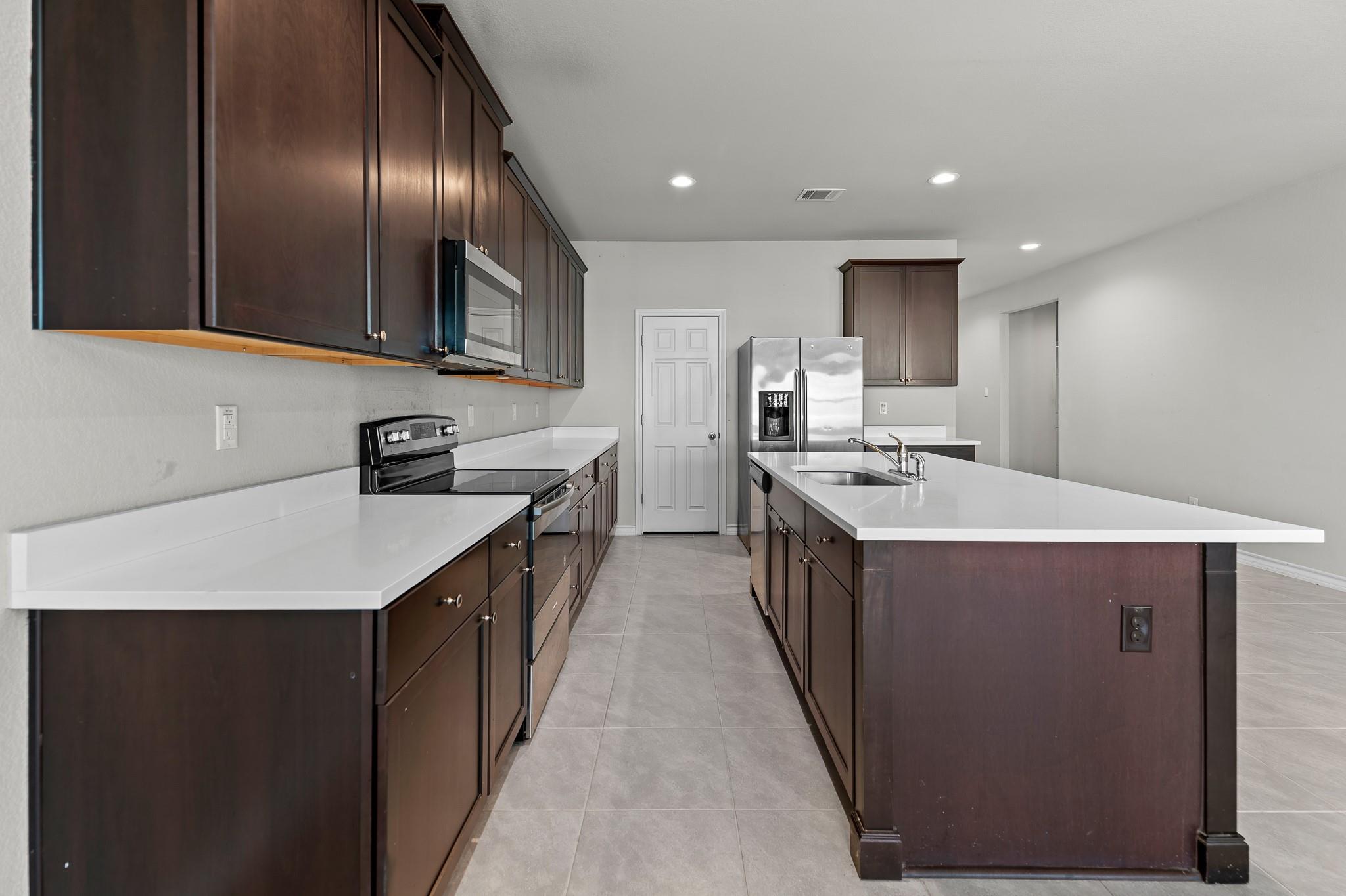 109 Milestone Rd, Liberty Hill, TX 78642