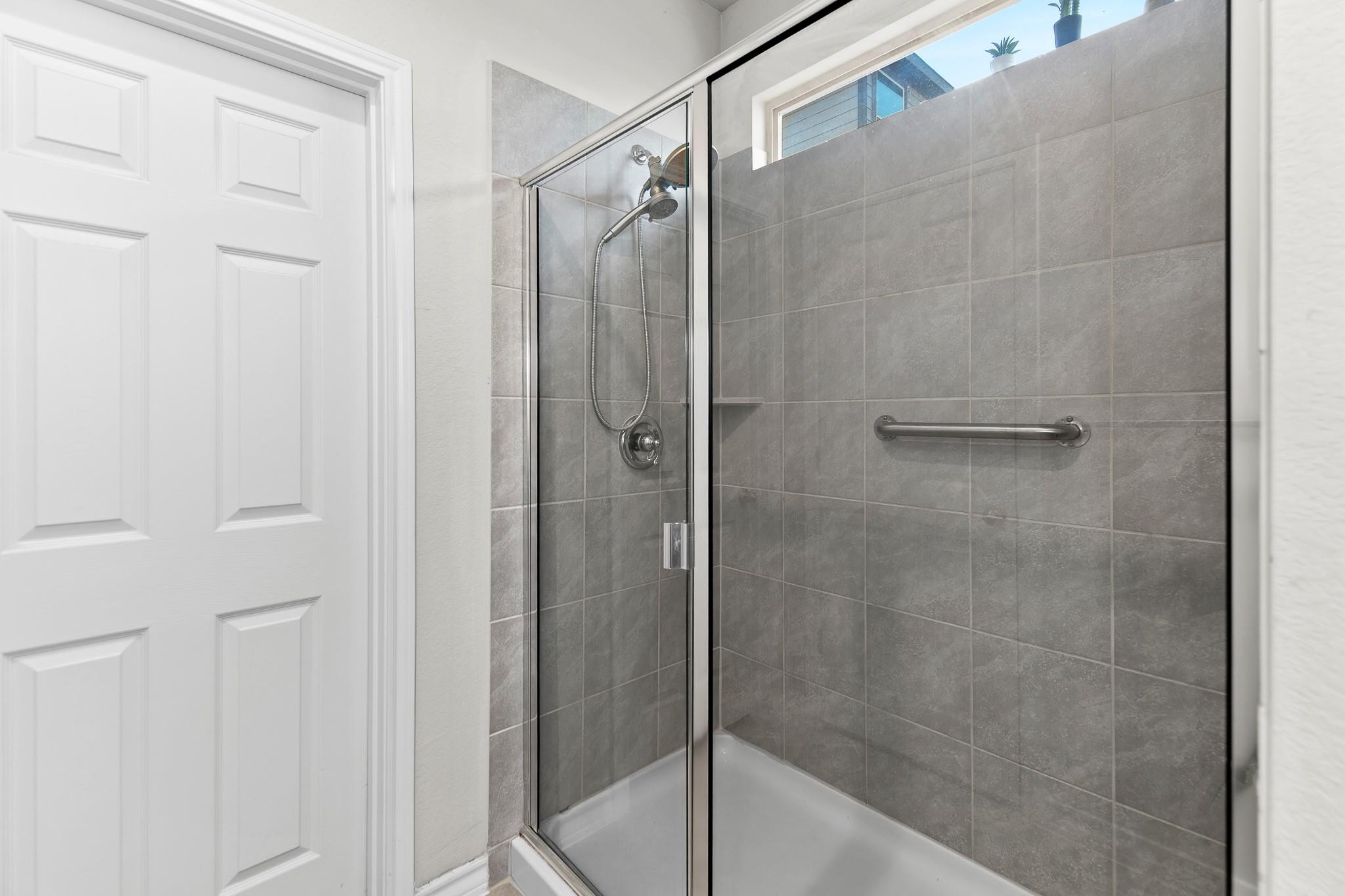 109 Milestone Rd, Liberty Hill, TX 78642