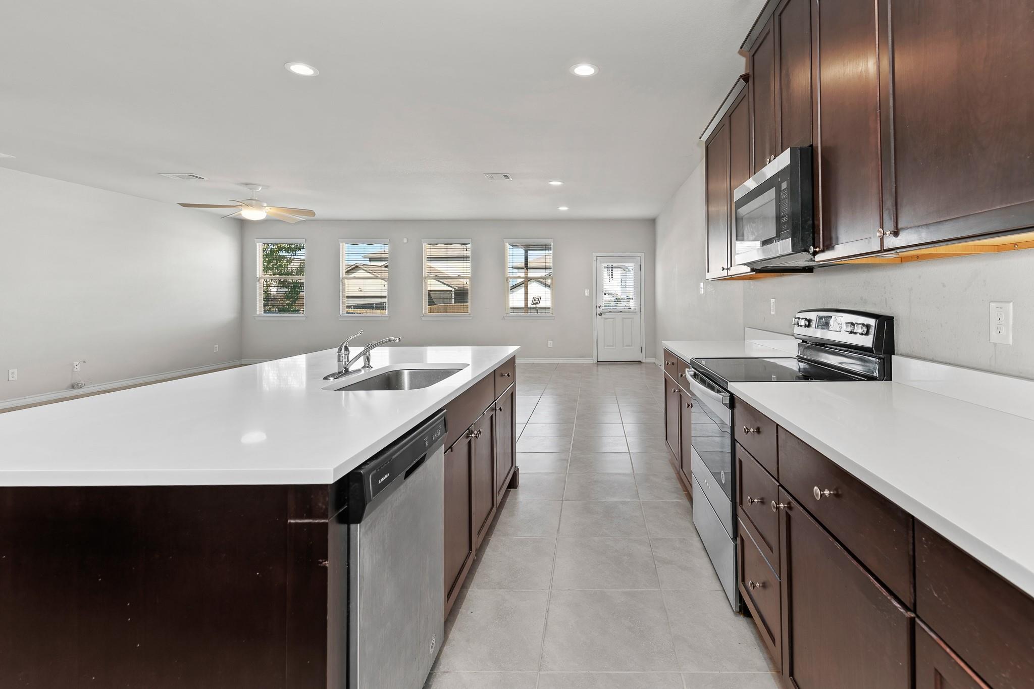 109 Milestone Rd, Liberty Hill, TX 78642