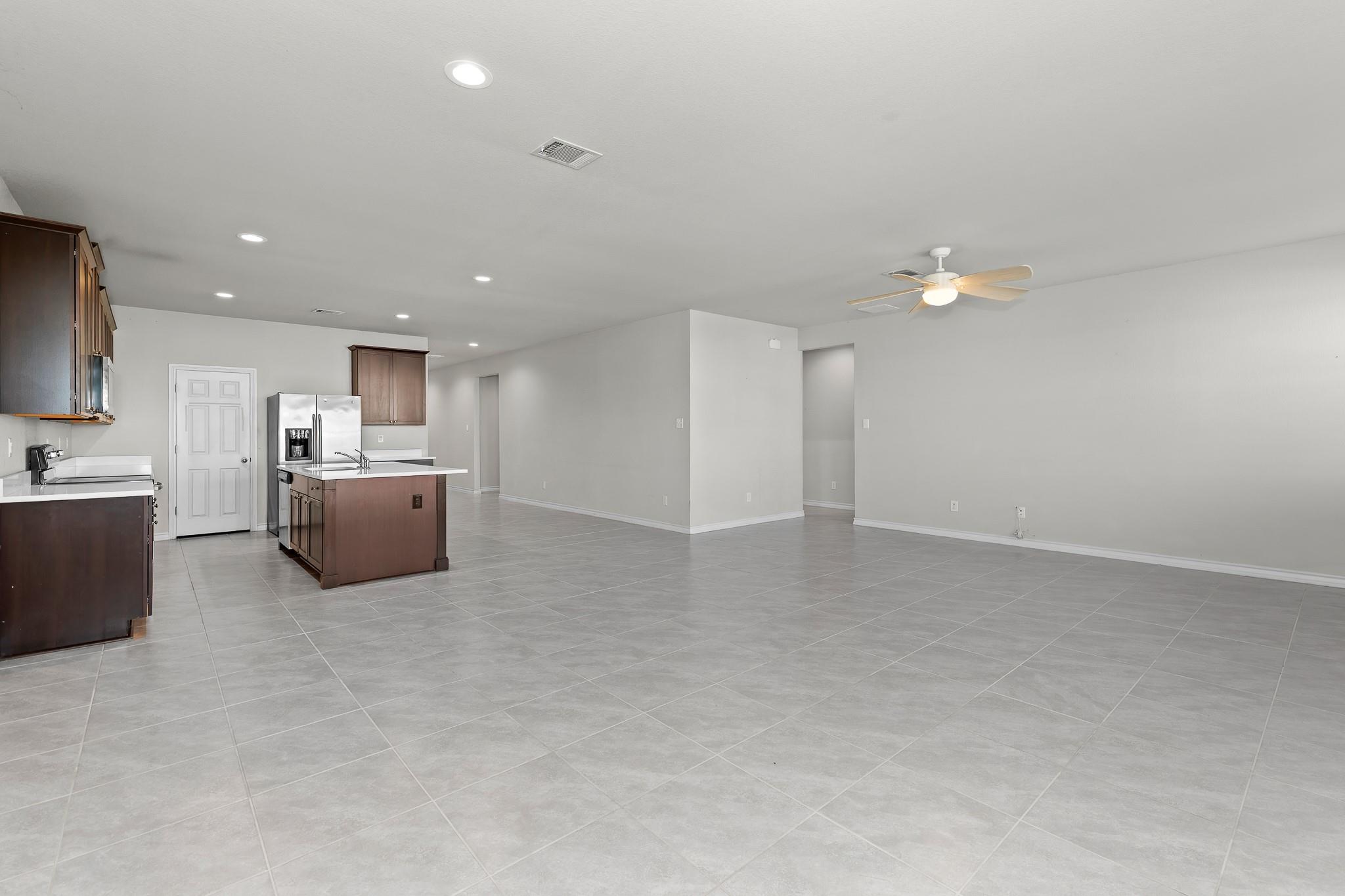 109 Milestone Rd, Liberty Hill, TX 78642