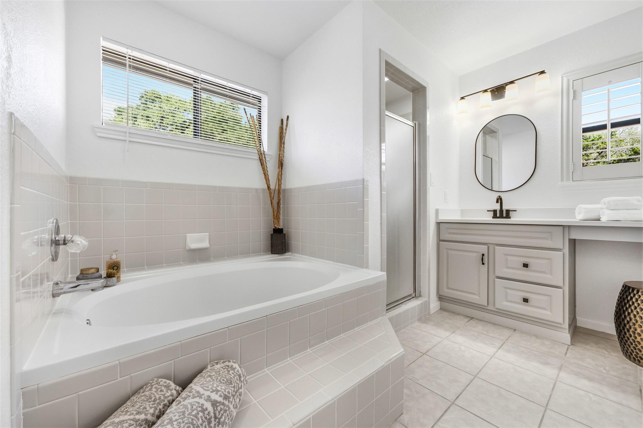 318 Hunter Rdg, San Marcos, TX 78666