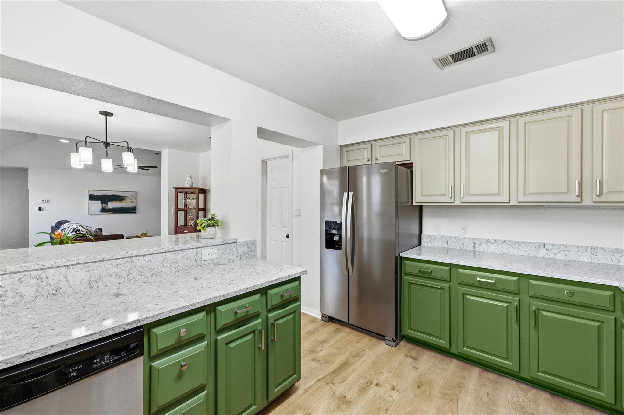 318 Hunter Rdg, San Marcos, TX 78666